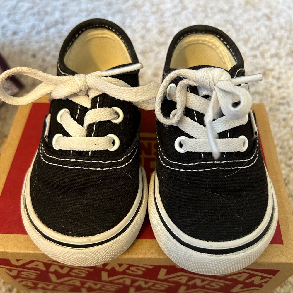 Baby Authentic Black Lace-up Vans